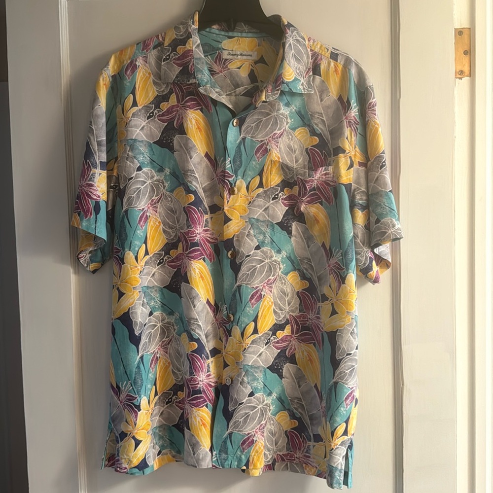 Tommy Bahama floral silk short sleeve shirt